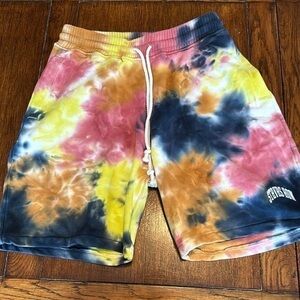 NWT Strivers Row tie-dye 7 inch drawstring shorts size S